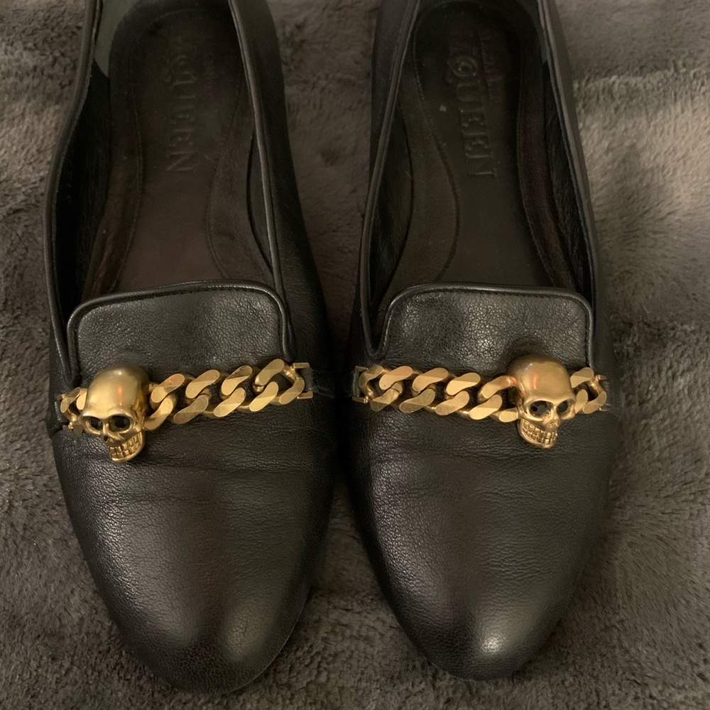 *Host Pick* Alexander McQueen Chain Skull Shoes - size 37.5.